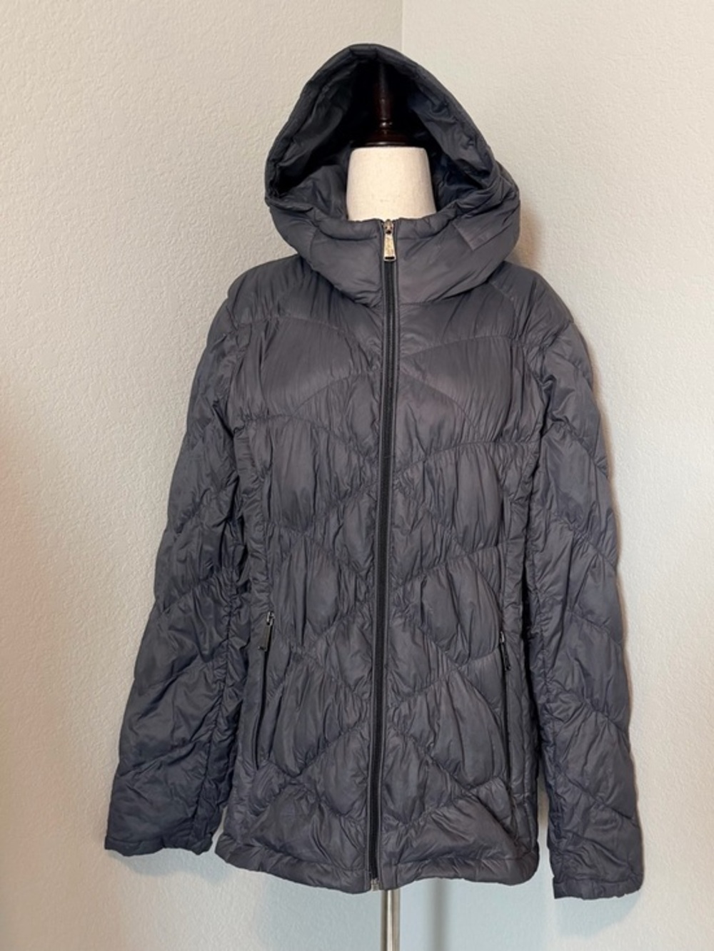 Michael Kors Metallic Gunmetal Packable Down Puffer Jacket - Hooded